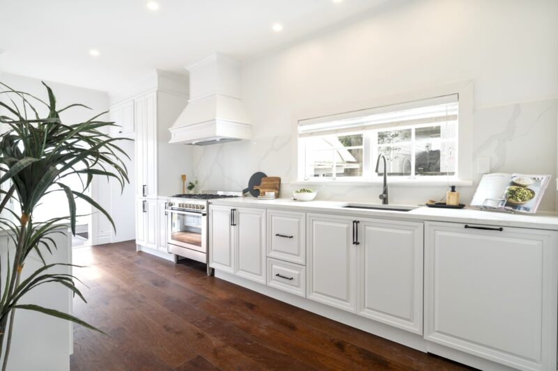 H2805 Crystal Carrara Stone