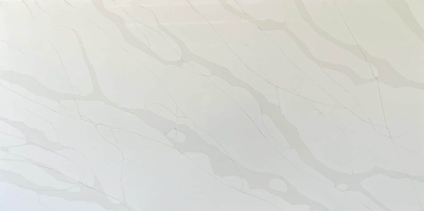 Engineered stone with marble pattern, Bianco Gold design.